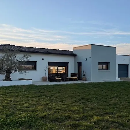 Havre De Paix Avec Piscine Et Vue Sur La Campagne Villa