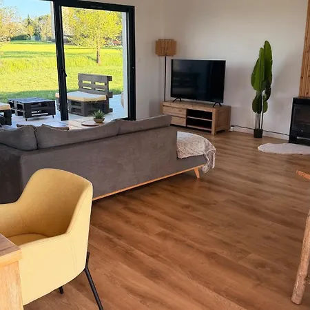 Villa Havre De Paix Avec Piscine Et Vue Sur La Campagne